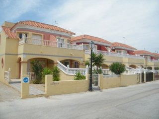 3 Bedrooms - Property - Alicante - For..