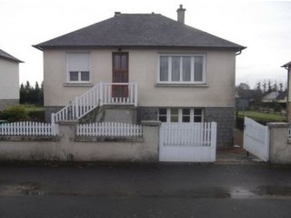 Traditional House with Nice Garden