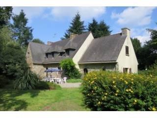 Character 6 bedroom family home in..