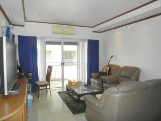 Large 1 bedroom sea view condo in..