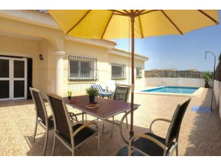Detached country villa with swimming..