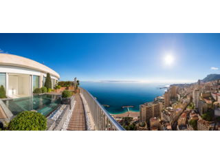 An excellent 4 bed penthouse duplex..