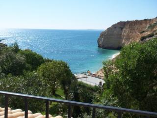 APARTMENT IN CARVOEIRO