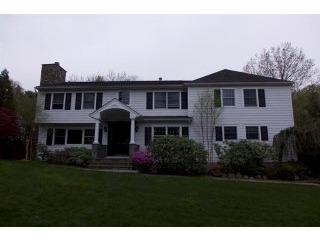 4 bedroom House For Sale: 5 Cindy Lane..