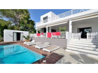 Modern house with sea view