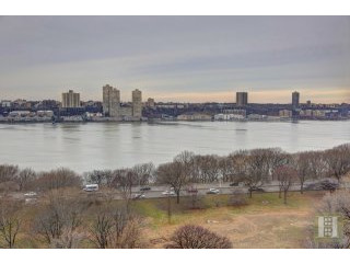 1 bedroom Apartment For Sale: 11..