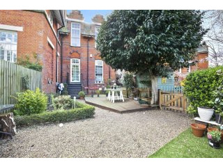 2 Bedroom House, Freehold