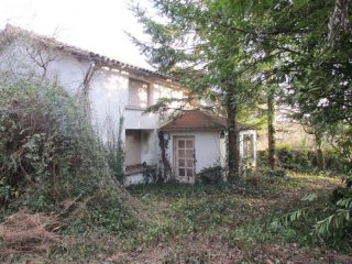 Detached House To Renovate
