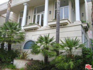 9332 Hazen Dr | Beverly Hills..
