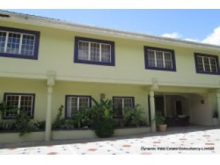 2 bed / 1.5 bath Apartment - Maraval..