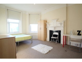 Single with double bed near Acton Town..