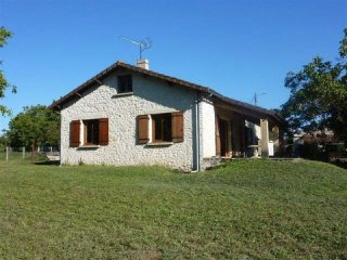 Stone Bungalow With Large Garden..