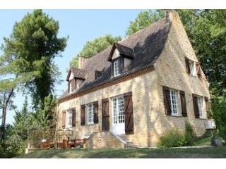Close To The Unique Village Of Beynac..