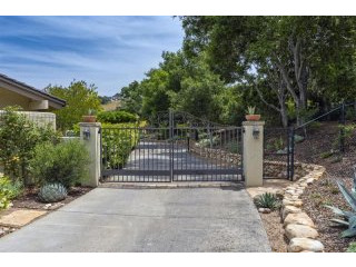 3 bedroom House For Sale: 490 Rancho..