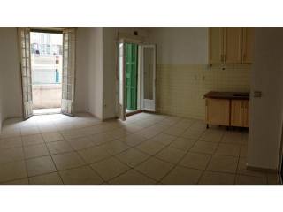 Minimal one bed in Centre Ville
