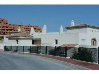 Apartment - BANK REPOSESSION!! Great..