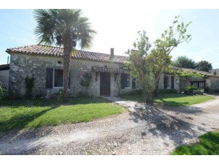 Home Plus Gite And Pool In 2 Acres