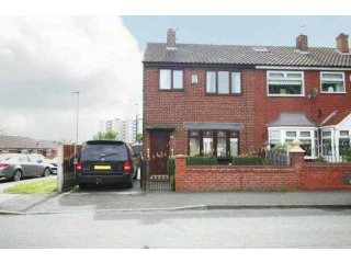 3 bedroom, Semi-detached House house..