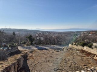 GRAĐEVINSKI TEREN 741m2-DONJI ZAGON