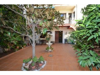 SANT PERE PESCADOR: Nice House with..