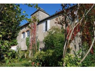 WOW - Amazing six bedroom property next..