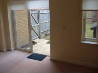 Plymouth Road, Chafford Hundred, Gr -..