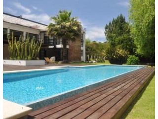 4 Bedroom House - For Rent - Golf