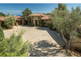 6 bedroom House For Sale: 1379 Oak..