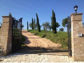 PRIMA PORTA, A SPLENDID FARMHOUSE