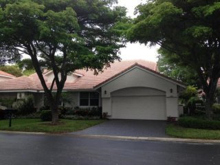 2201 Nw 53rd St, Boca Raton, FL - $4,300