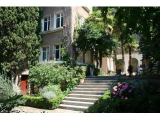 8 bedroom Town House For Sale: 86000..