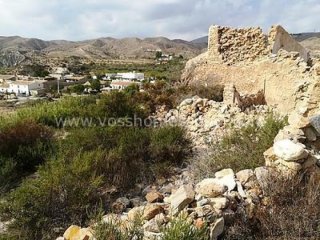 An URBAN plot of 309m2 land for sale, with beautiful..