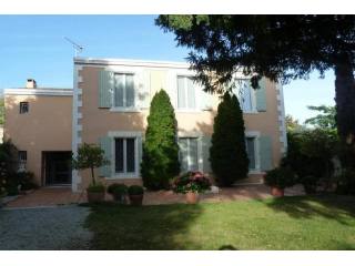 3 bedroom Town House For Sale: 17000 LA..