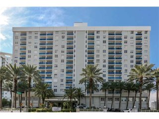 1 bedroom Flat For Sale: 6770 Indian..