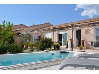 Comfortable Villa With Heated Swimming..