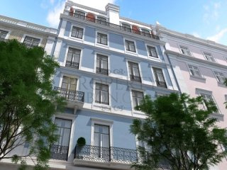 Lisbon Apartment with balcony for Sale..