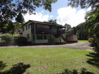 3 bedroom Property For Sale: The Rock..