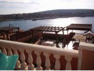3 Bedrooms - Apartment - For Sale
