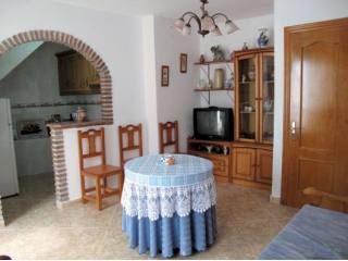 Town House - SEMI DETACHED ONE BEDROOM..