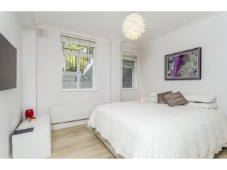 Brymon Court, Montagu Square, London..