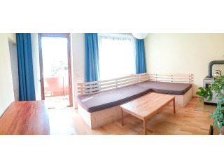 Spacious 2-Room Apartment In Schuttdorf