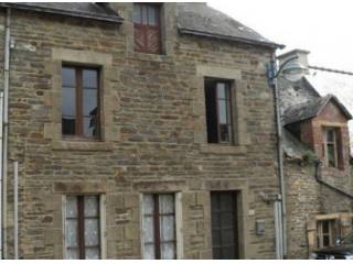 House With Outbuilding, Habitable Now