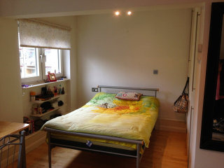 Studio flat for sale in Central London