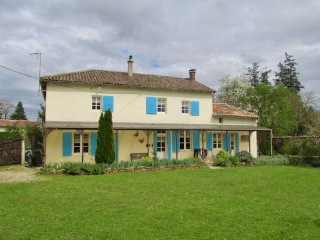 Beautiful Charentaise Stone Property..