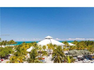 5 bedroom Flat For Sale: 1 COLLINS AV #..
