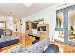APARTMAN SA POGLEDOM NA MORE