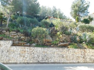 1000m2 Plot For Sale At The Top Of La..