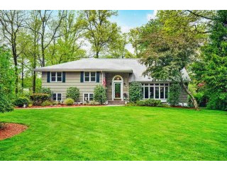 5 bedroom House For Sale: 58 Winslow..