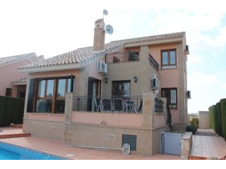 3 Bedrooms - Villa - Alicante - For Sale