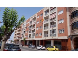 Numérico: 1100 Espacioso apartamento en cuarta planta con..